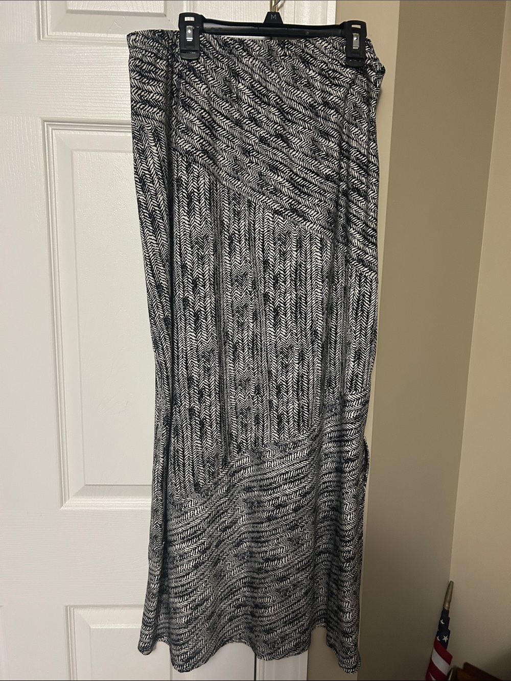 Notations Black and White Chevron Maxi Skirt with Side Slit - Picture 2 of 2